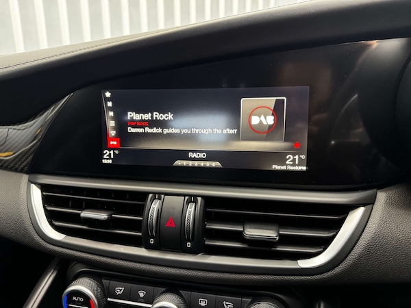 Used Alfa Romeo Giulia 2017 for sale - 76345032: Photo 38