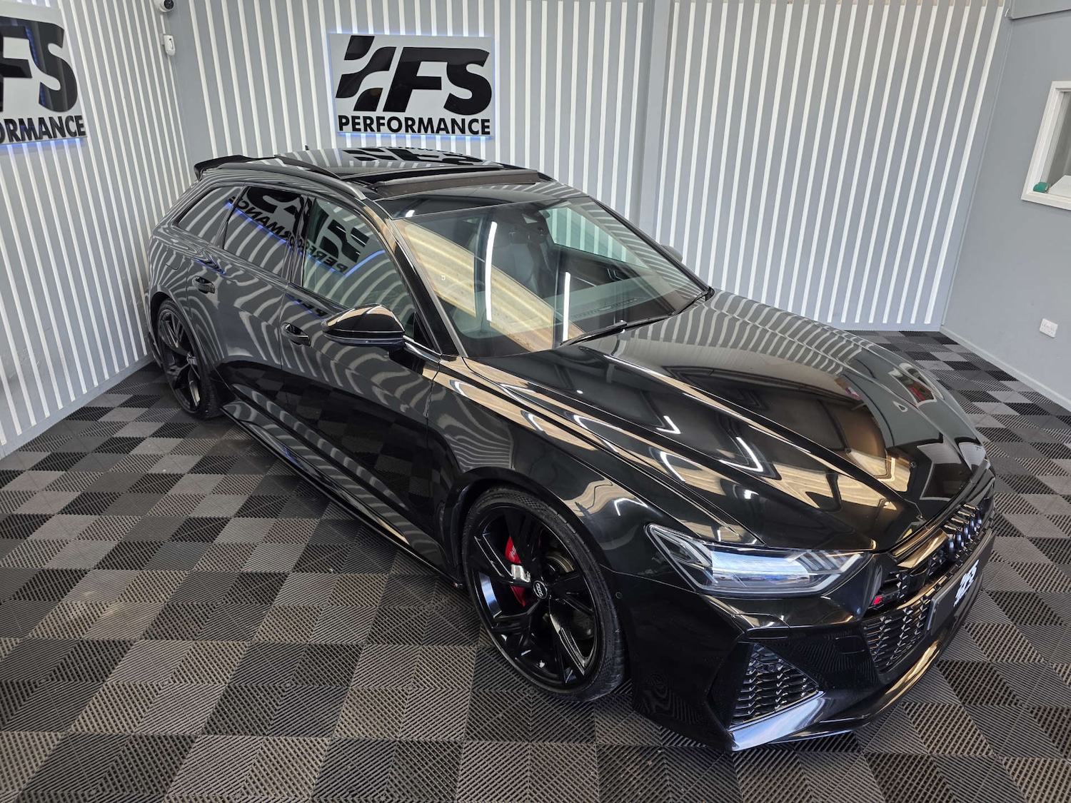 Used Audi RS6 2020 for sale - 76571364: Photo 14