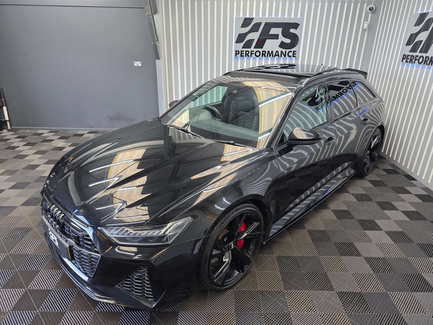 Used Audi RS6 2020 for sale - 76571364: Photo 16