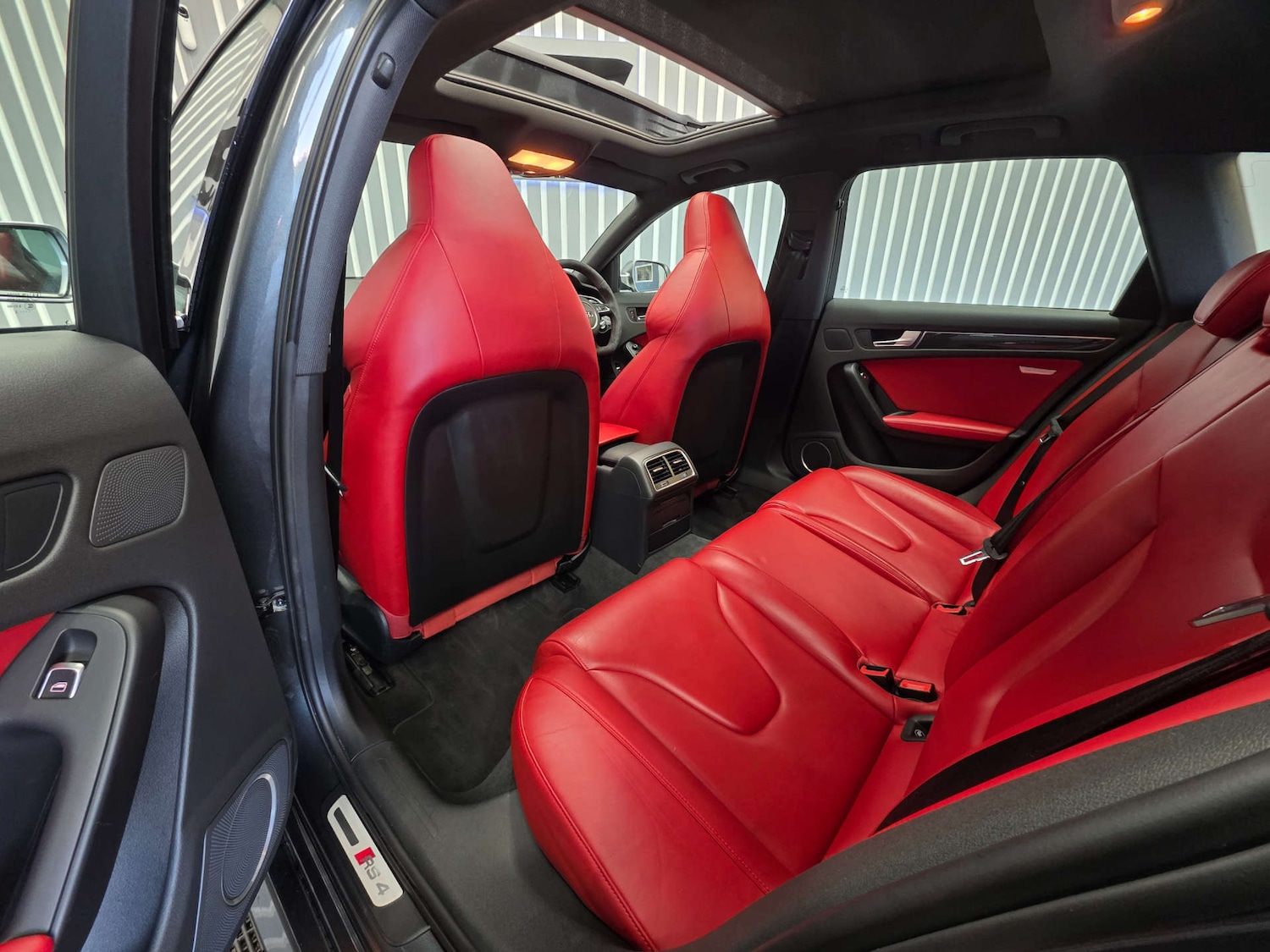 Used Audi RS4 2014 for sale - 77437610: Photo 26