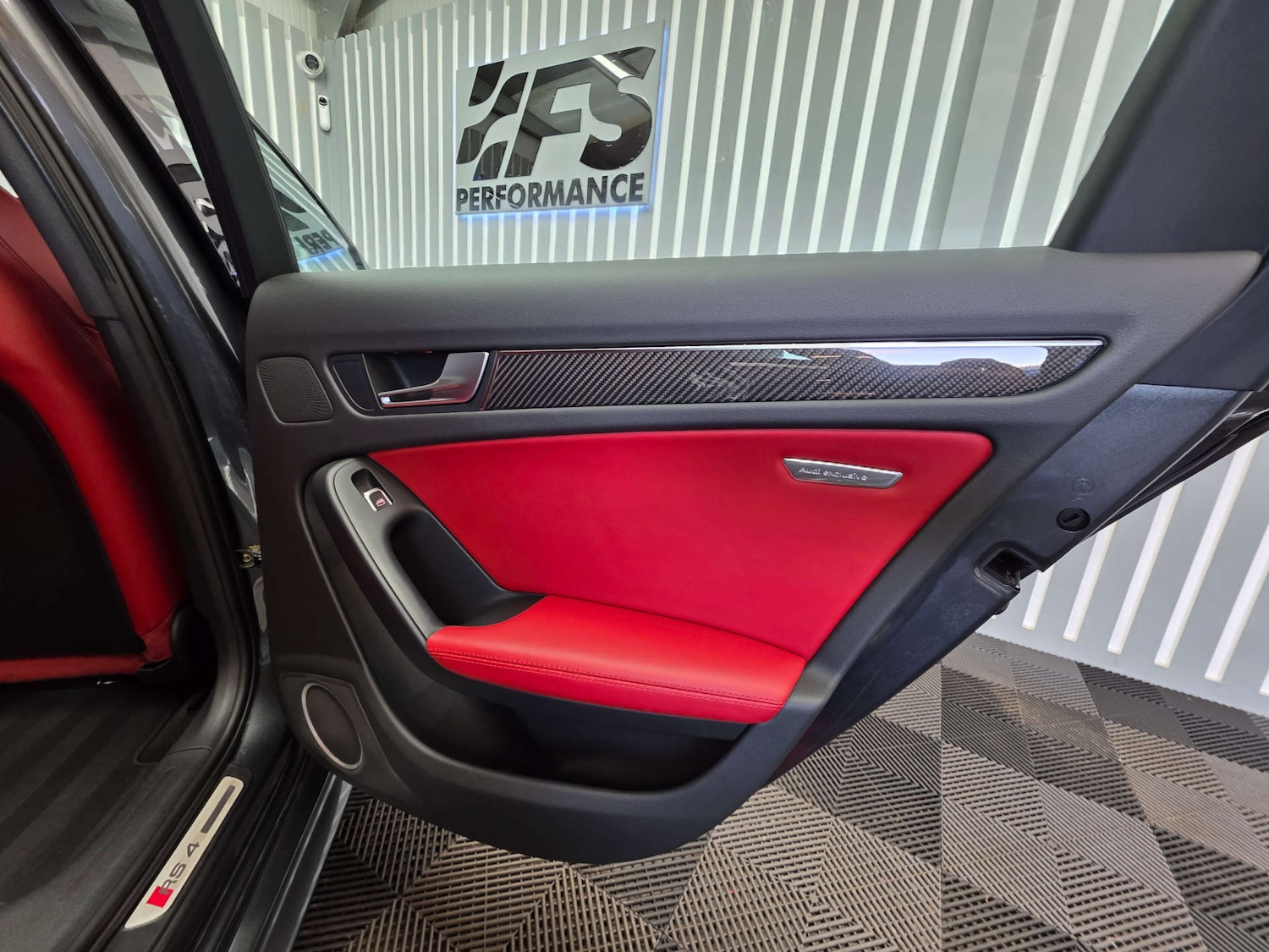 Used Audi RS4 2014 for sale - 77437610: Photo 30