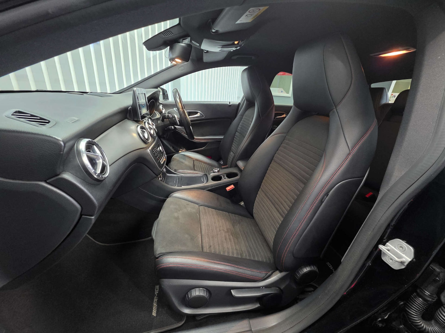 Used Mercedes-Benz CLA 2016 for sale - 76595810: Photo 9