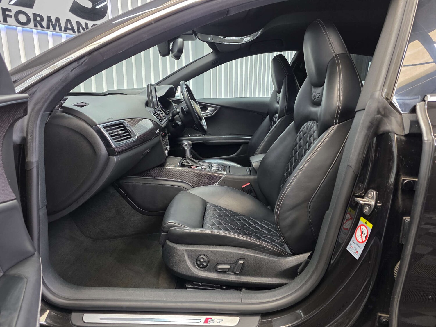 Used Audi S7 2012 for sale - 77991967: Photo 41