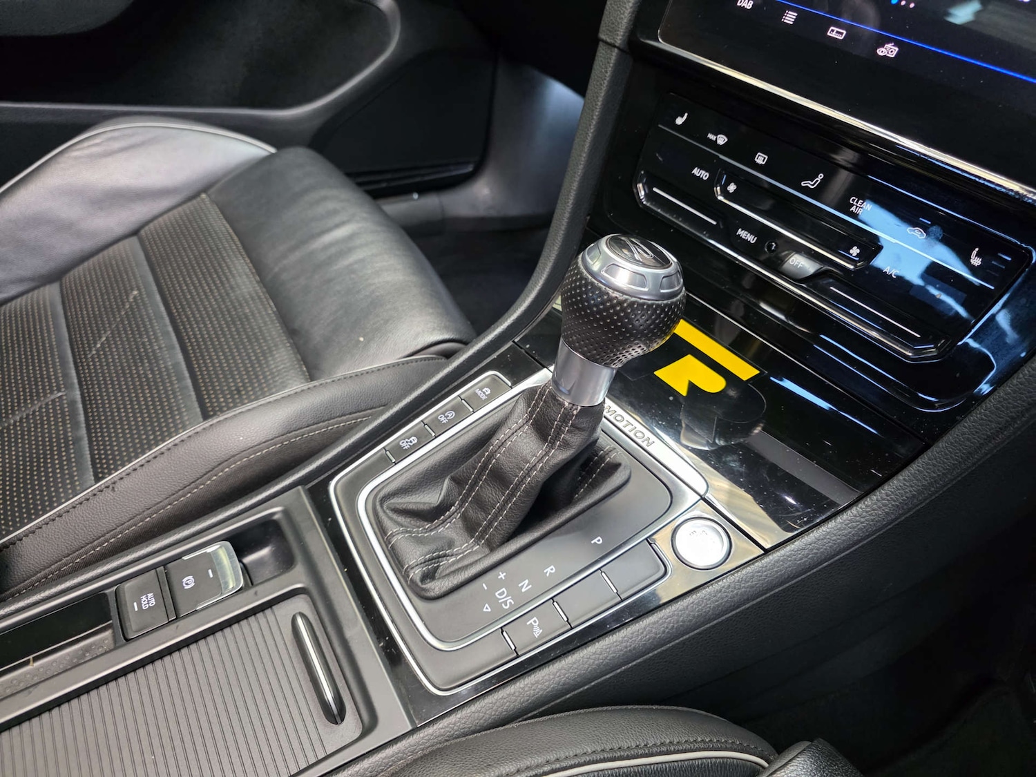 Used Volkswagen Golf 2019 for sale - 76911449: Photo 10