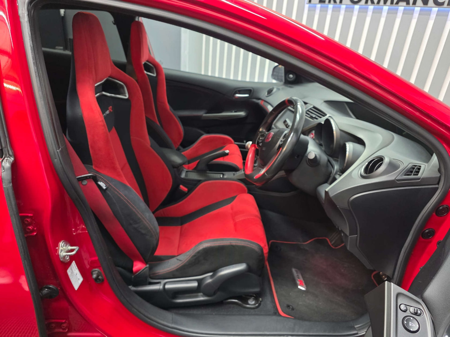 Used Honda Civic 2016 for sale - 76280384: Photo 20
