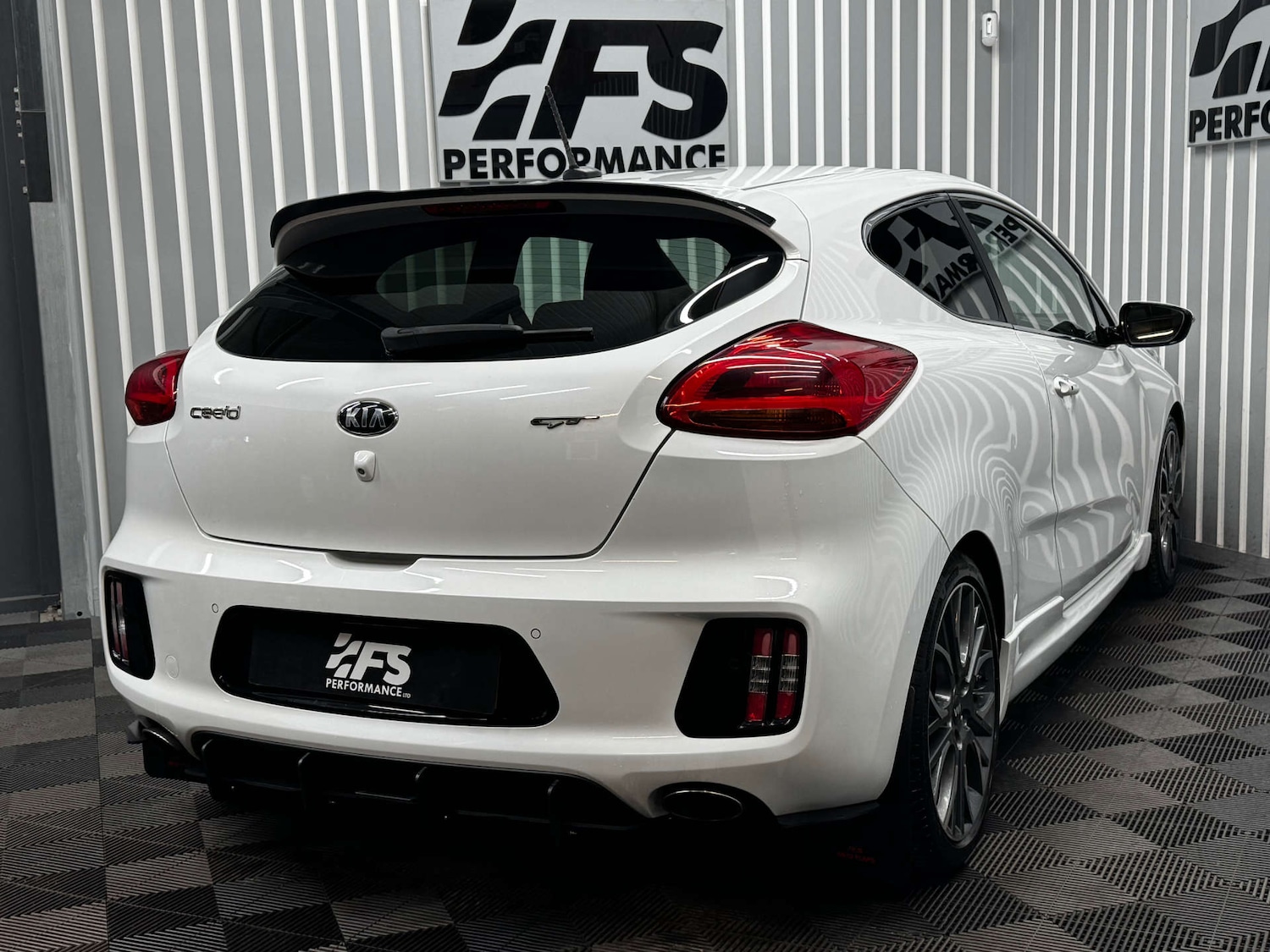 Used Kia Pro Ceed 2015 for sale - 77161964: Photo 18