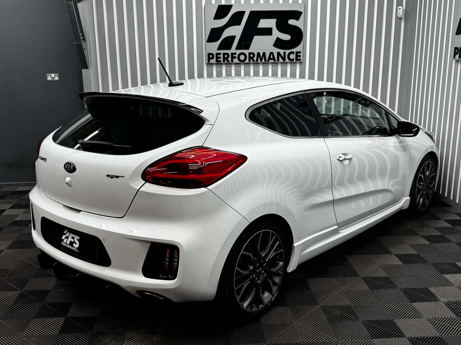 Used Kia Pro Ceed 2015 for sale - 77161964: Photo 32