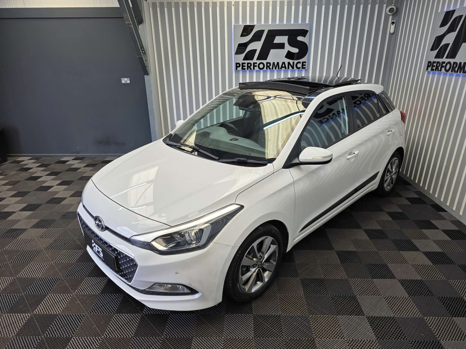Used Hyundai i20 2015 for sale - 78080662: Photo 14