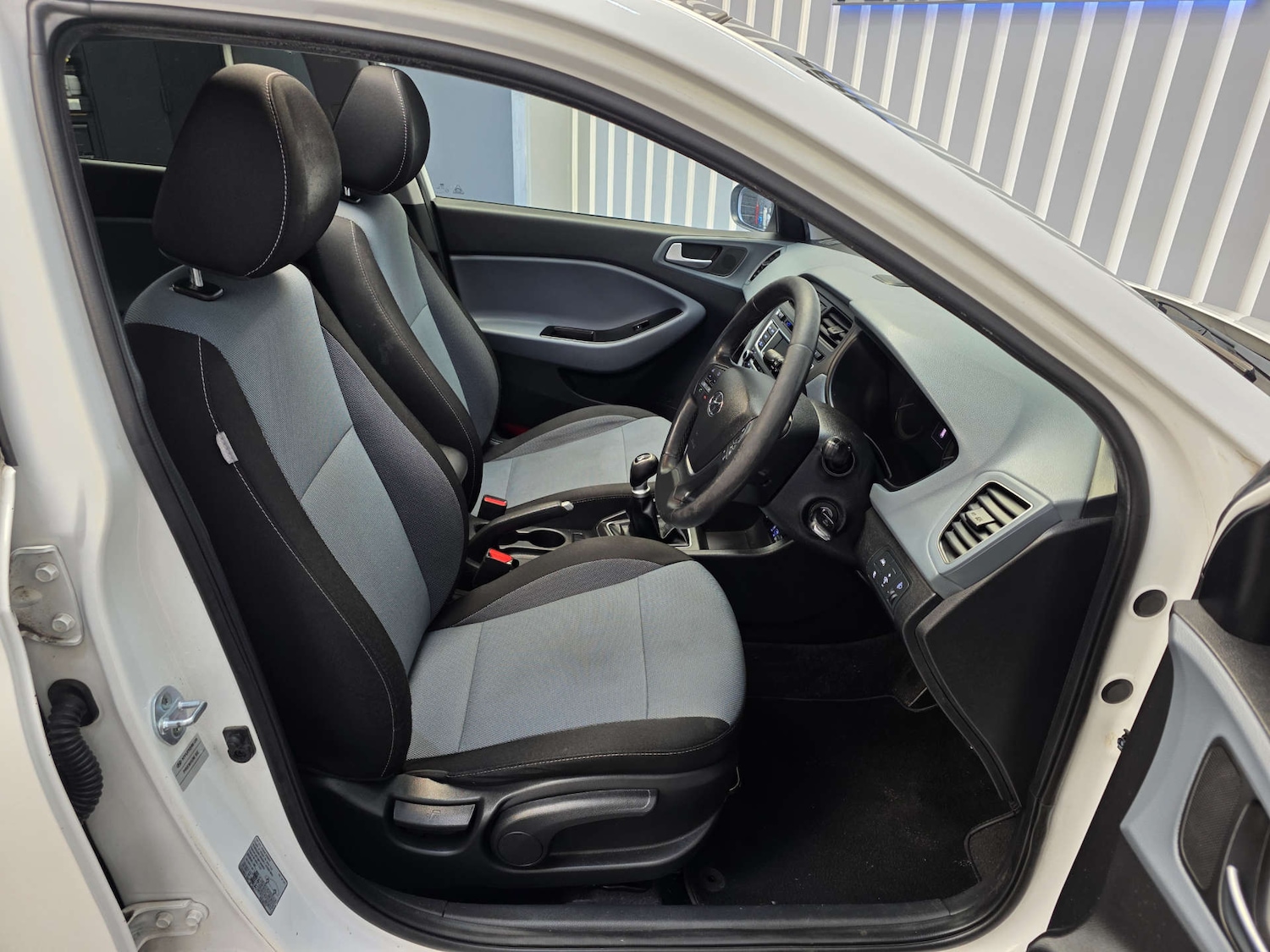 Used Hyundai i20 2015 for sale - 78080662: Photo 19