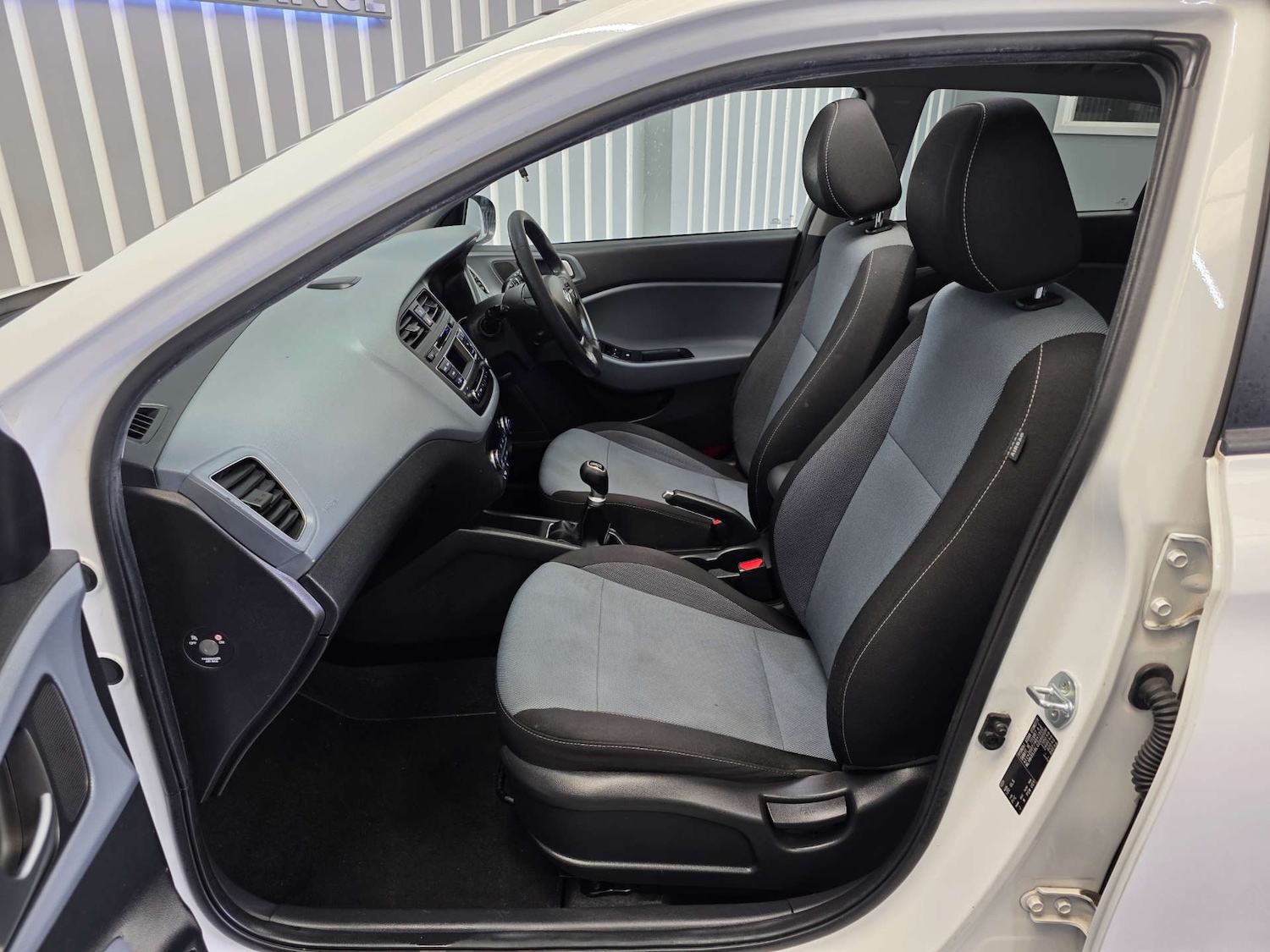 Used Hyundai i20 2015 for sale - 78080662: Photo 21