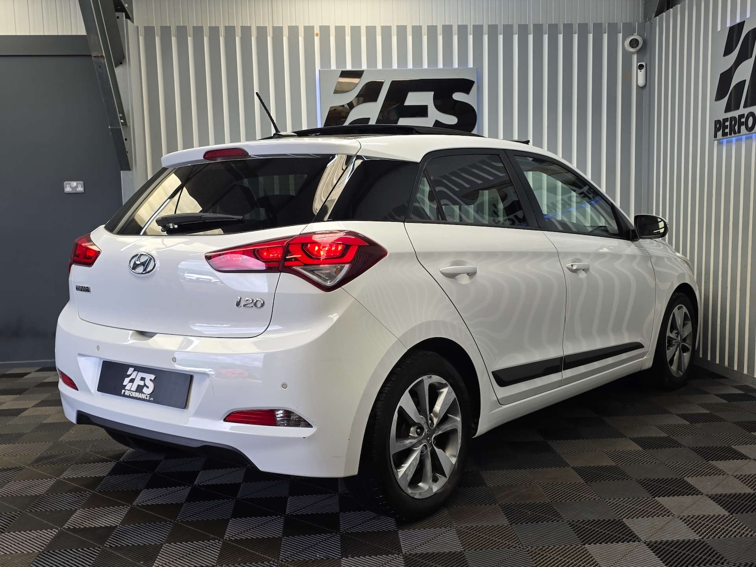 Used Hyundai i20 2015 for sale - 78080662: Photo 31