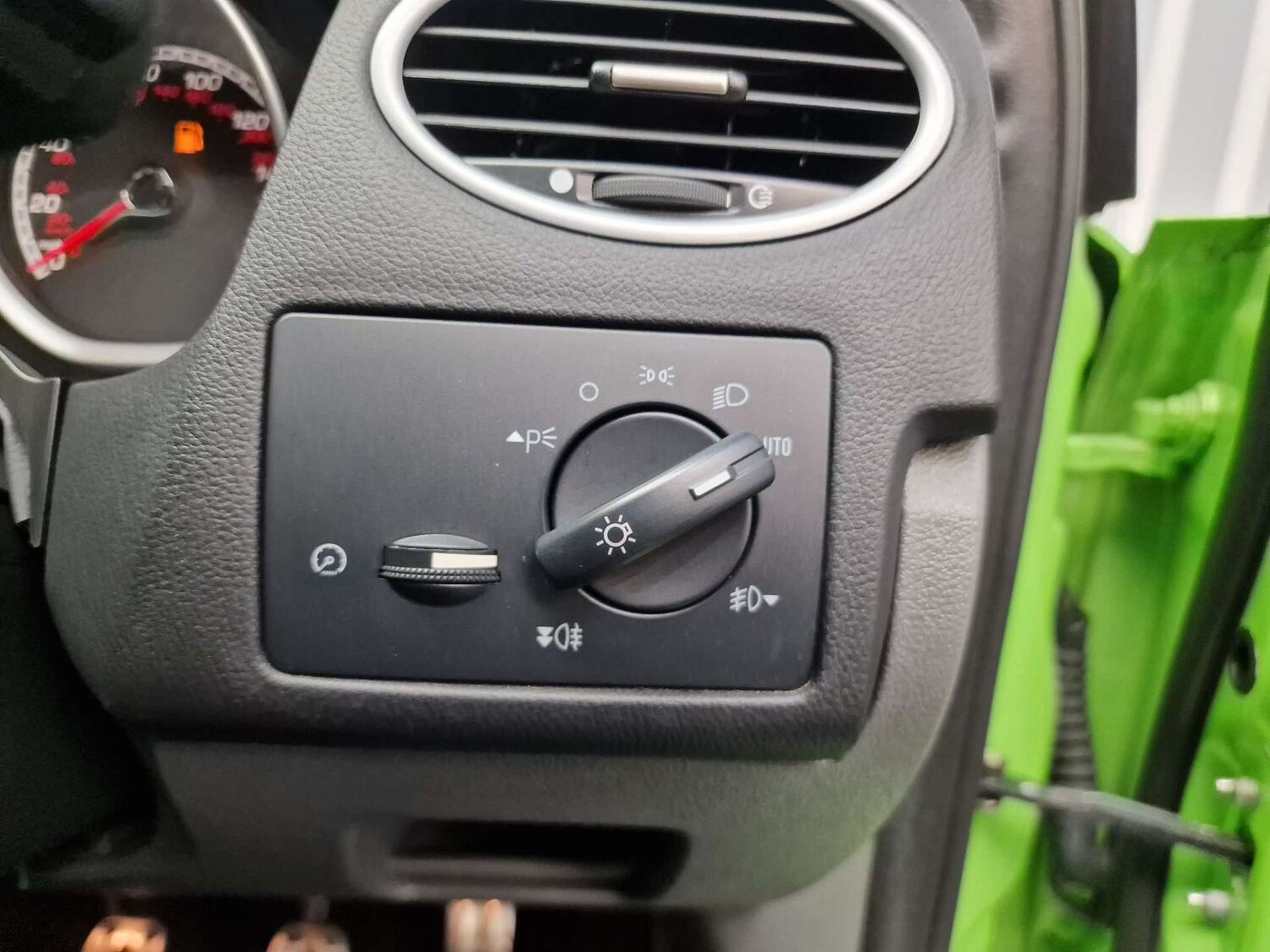 Used Ford Focus 2009 for sale - 76601983: Photo 44