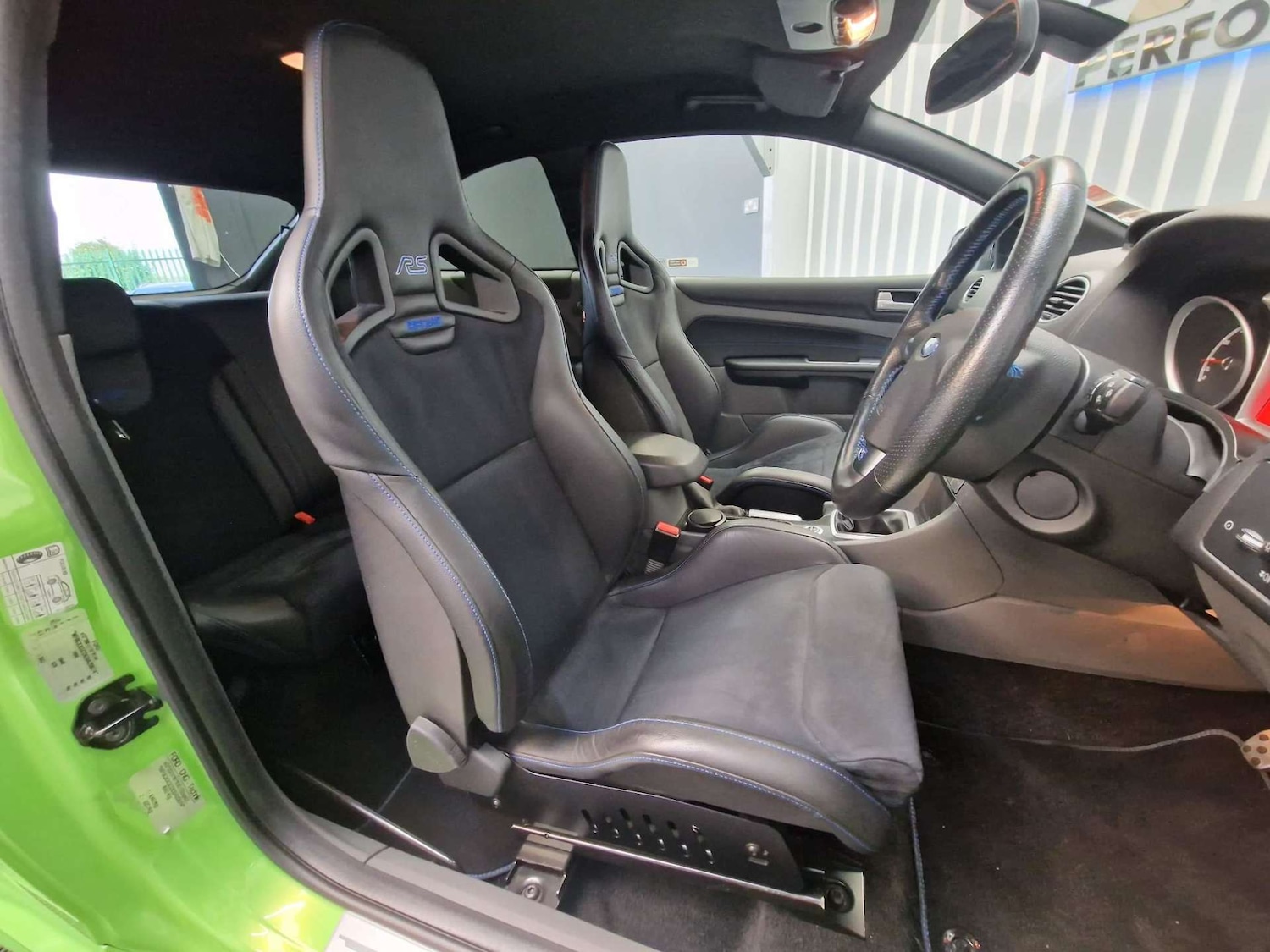 Used Ford Focus 2009 for sale - 76601983: Photo 8