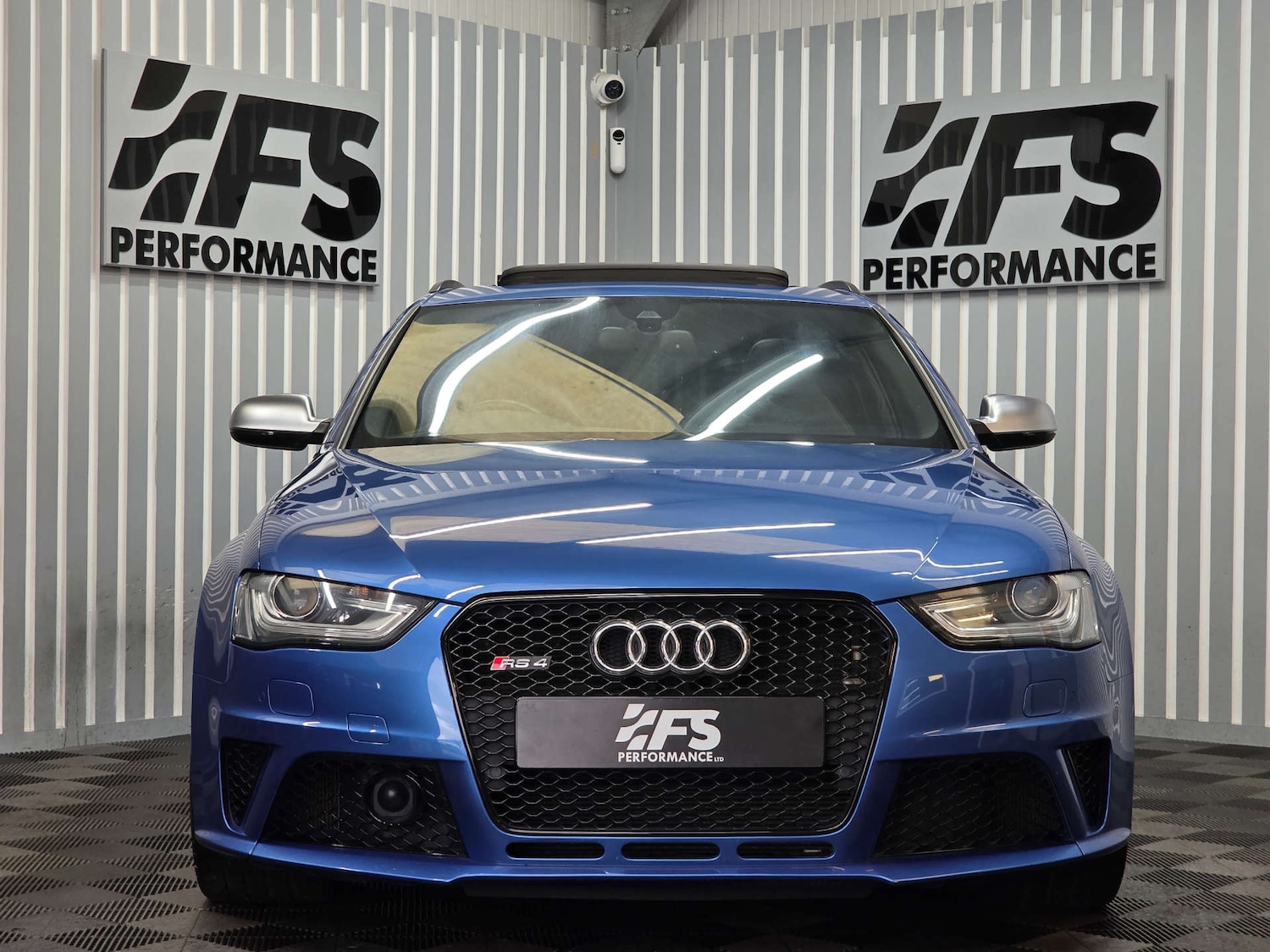 Used Audi RS4 2014 for sale - 78186888: Photo 2