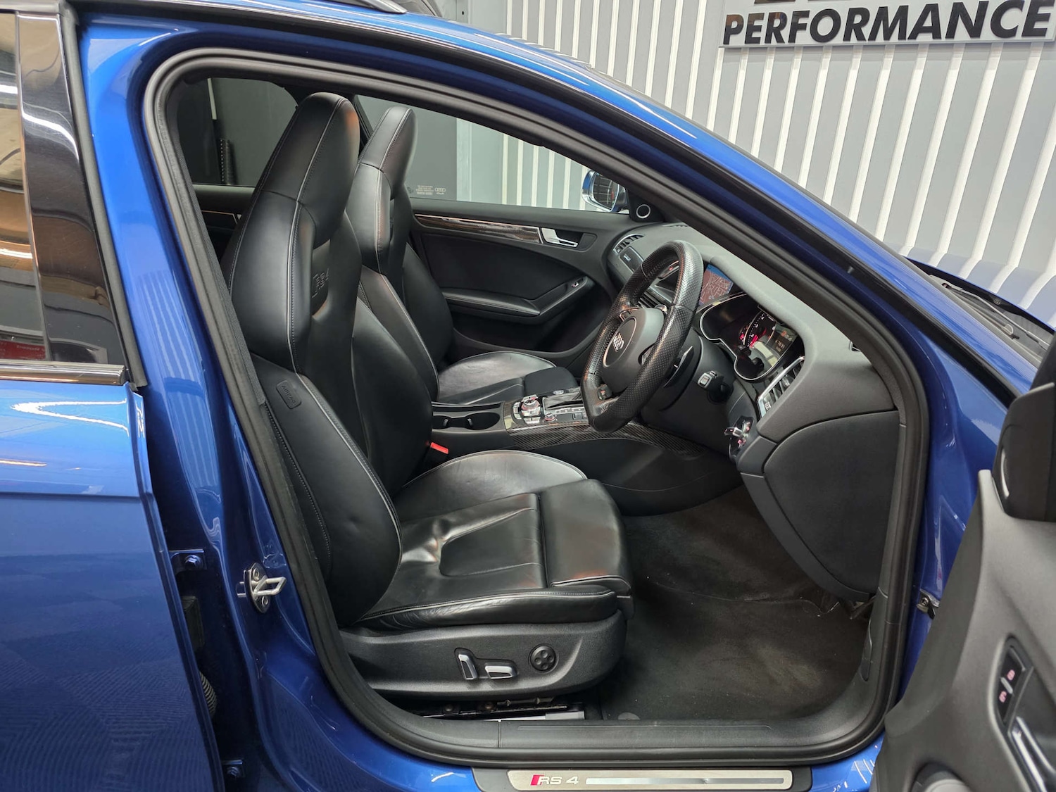 Used Audi RS4 2014 for sale - 78186888: Photo 23