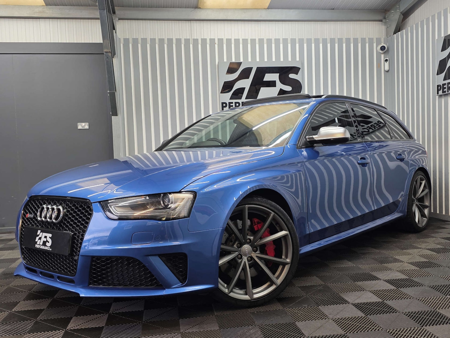 Used Audi RS4 2014 for sale - 78186888: Photo 3