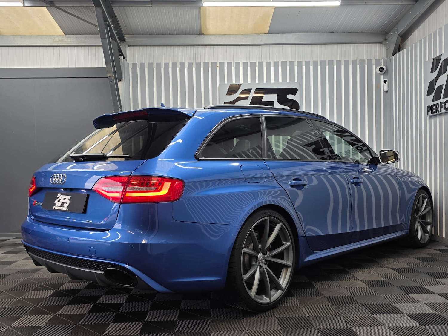 Used Audi RS4 2014 for sale - 78186888: Photo 6