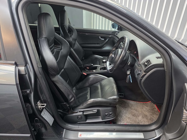 Used Audi RS4 Avant 2006 for sale - 75347699: Photo 23
