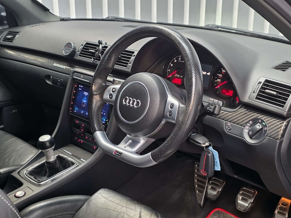 Used Audi RS4 Avant 2006 for sale - 75347699: Photo 24