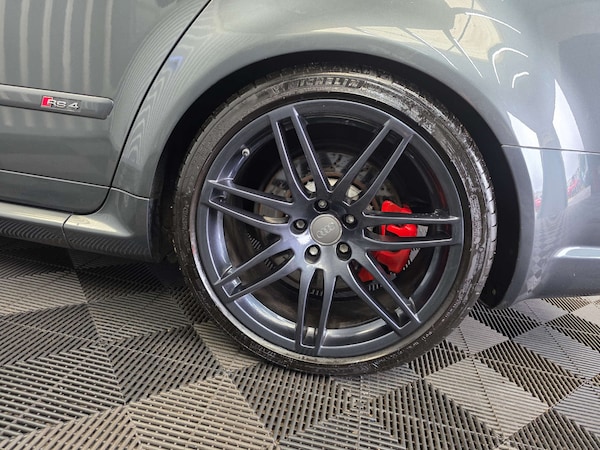 Used Audi RS4 Avant 2006 for sale - 75347699: Photo 39