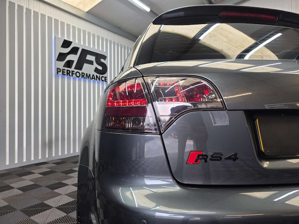 Used Audi RS4 Avant 2006 for sale - 75347699: Photo 42