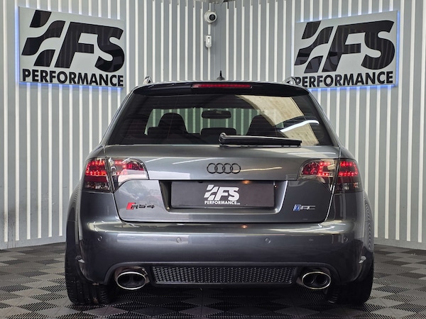 Used Audi RS4 Avant 2006 for sale - 75347699: Photo 47