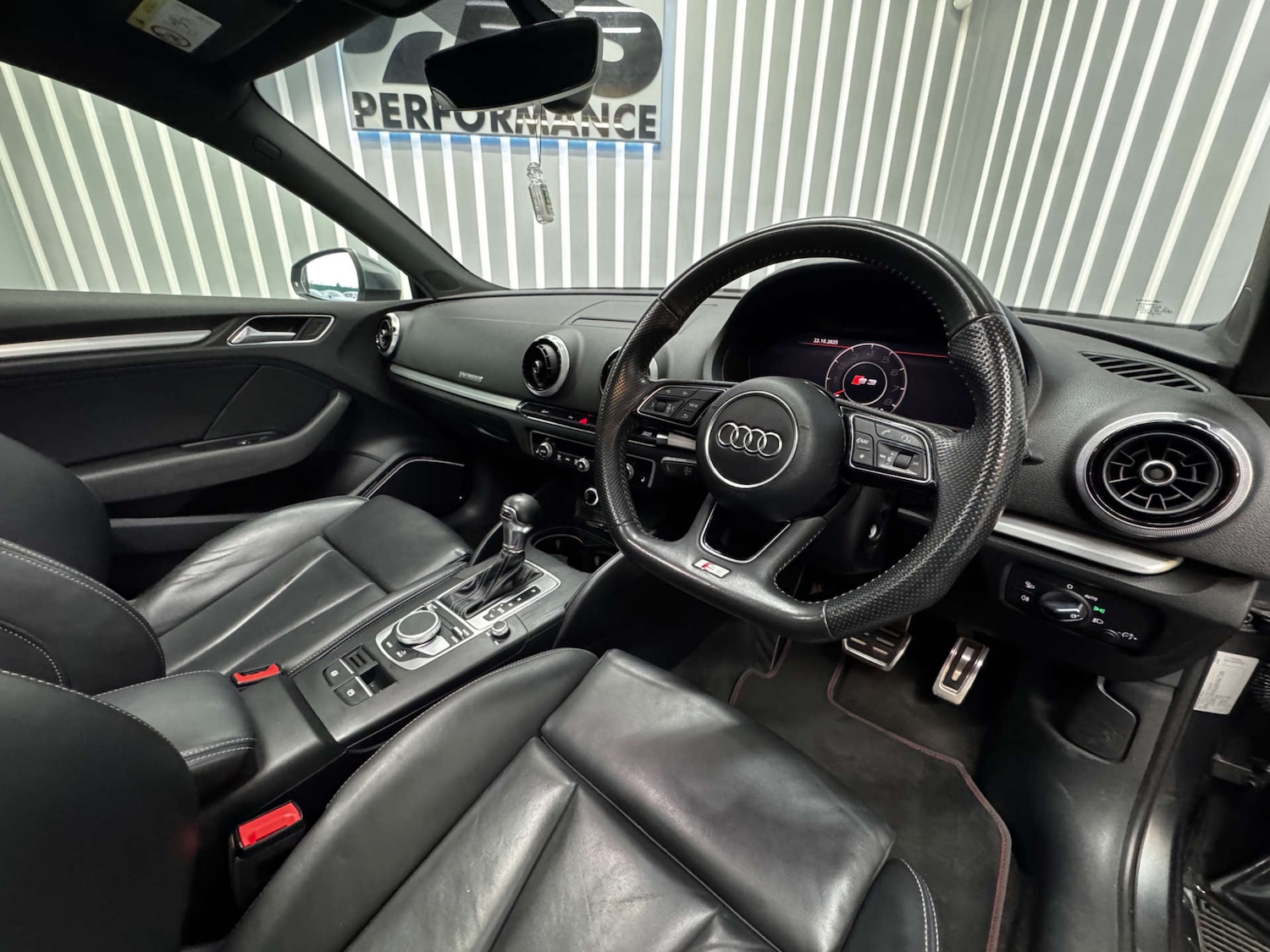 Used Audi A3 2017 for sale - 76601747: Photo 10