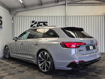 Used Audi RS4 Avant 2018 for sale - 79347461: Photo