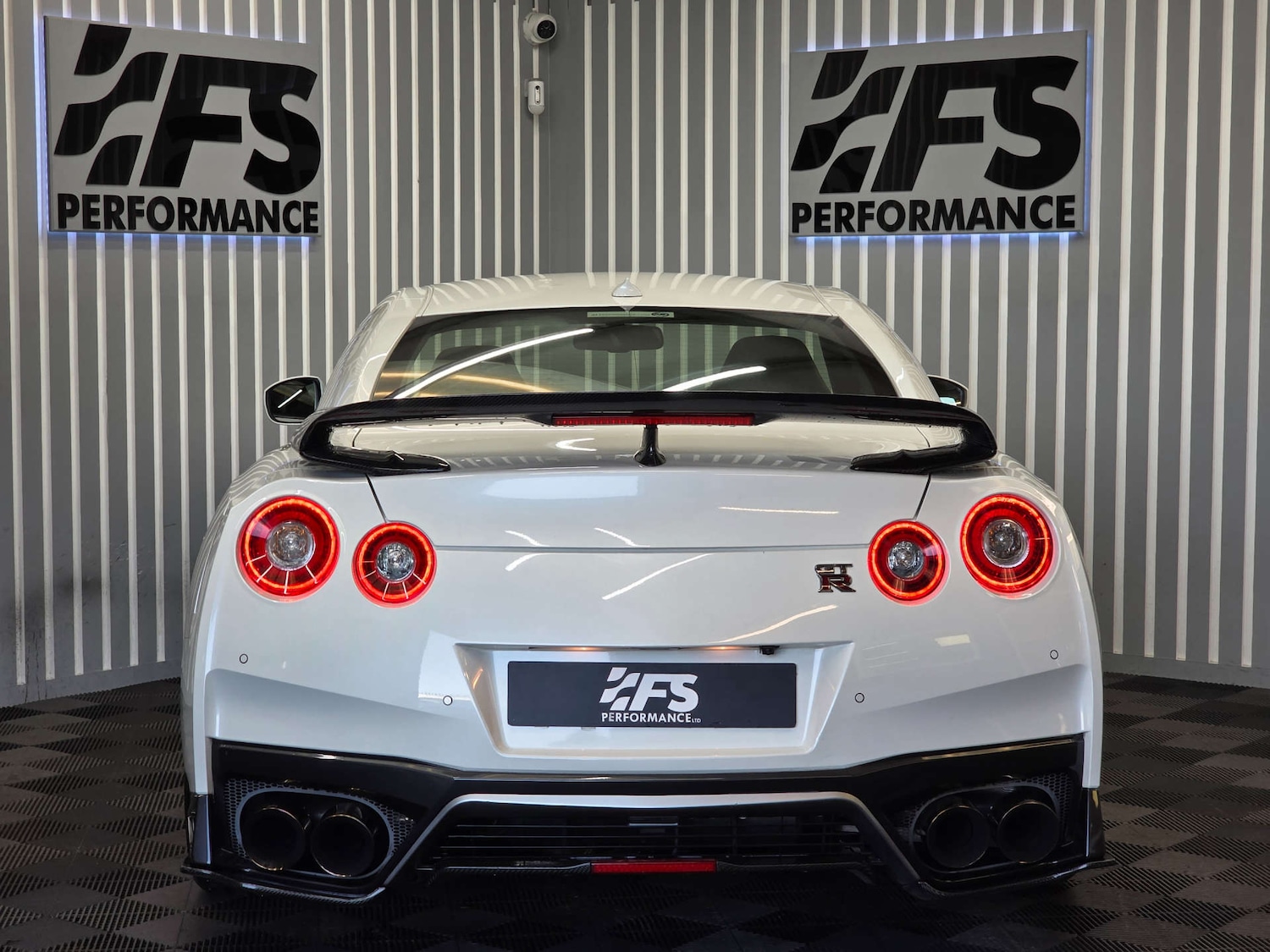 Used Nissan GT-R 2017 for sale - 77022459: Photo 38