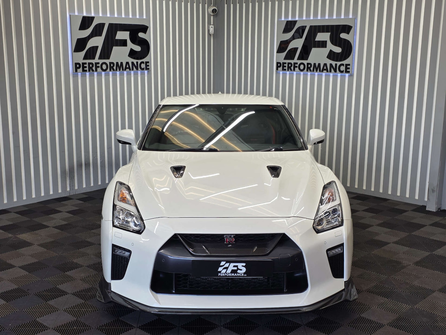 Used Nissan GT-R 2017 for sale - 77022459: Photo 51
