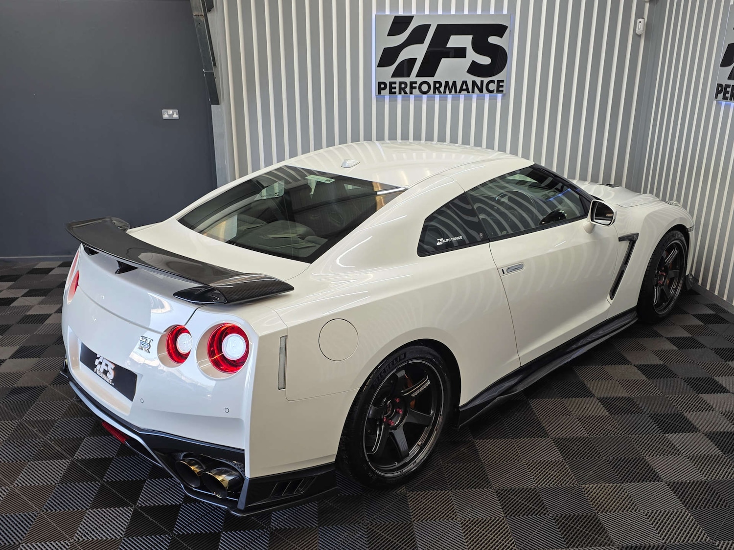 Used Nissan GT-R 2017 for sale - 77022459: Photo 55