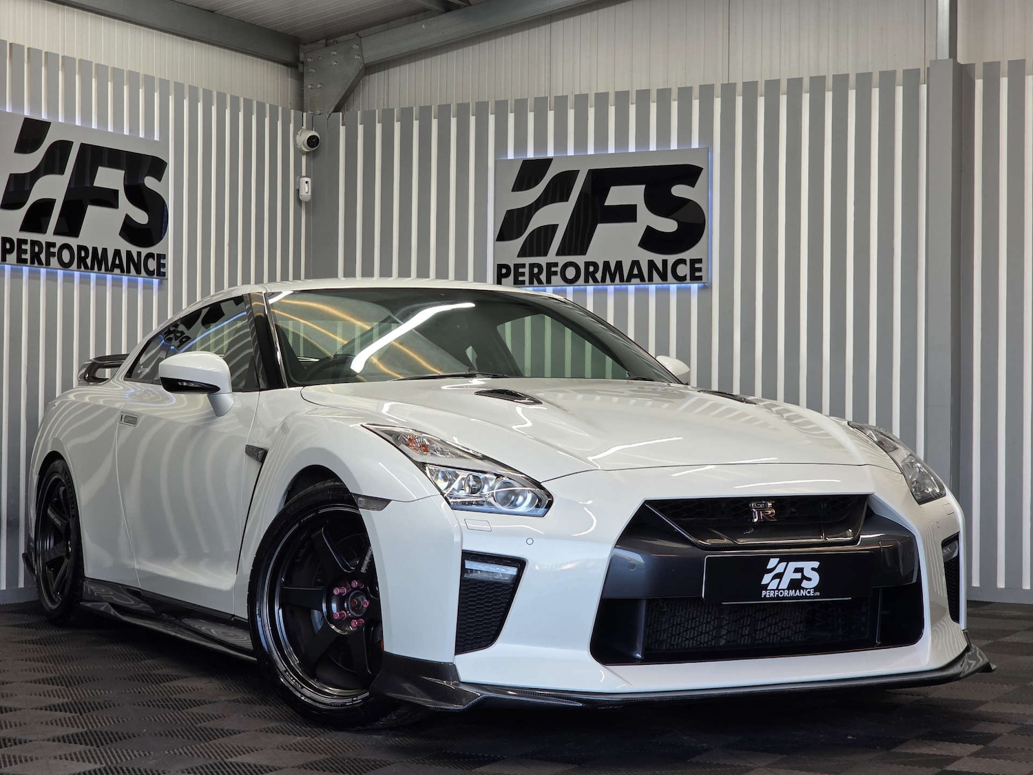Used Nissan GT-R 2017 for sale - 77022459: Photo 56