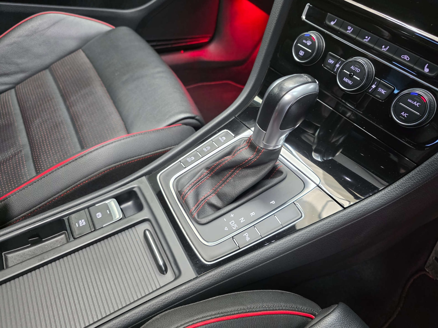 Used Volkswagen Golf 2018 for sale - 76331508: Photo 10