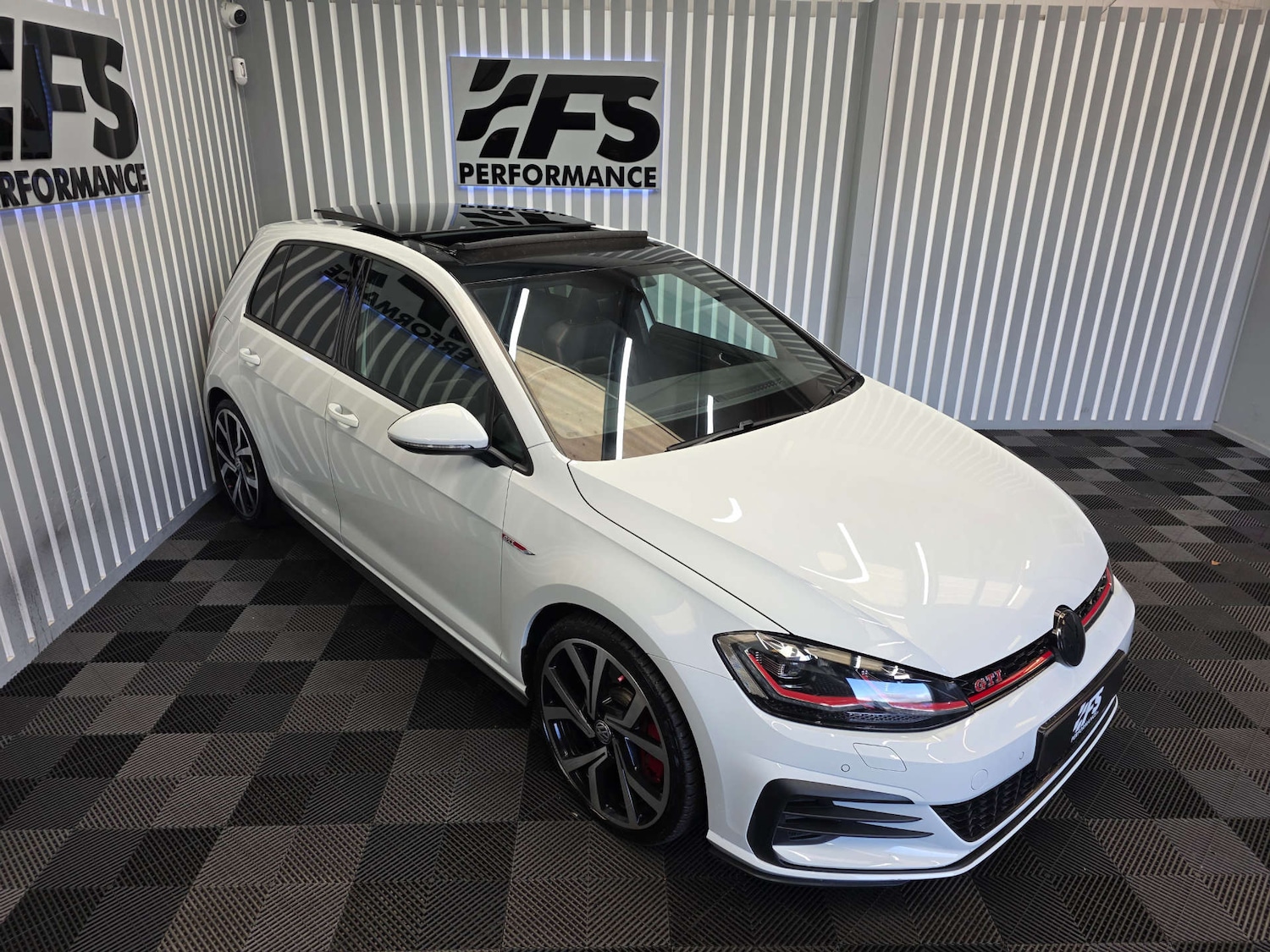 Used Volkswagen Golf 2018 for sale - 76331508: Photo 14