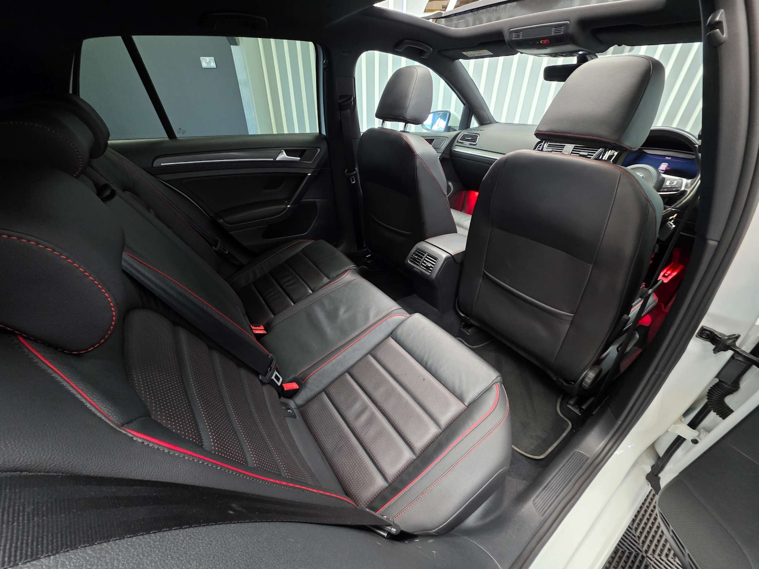 Used Volkswagen Golf 2018 for sale - 76331508: Photo 20