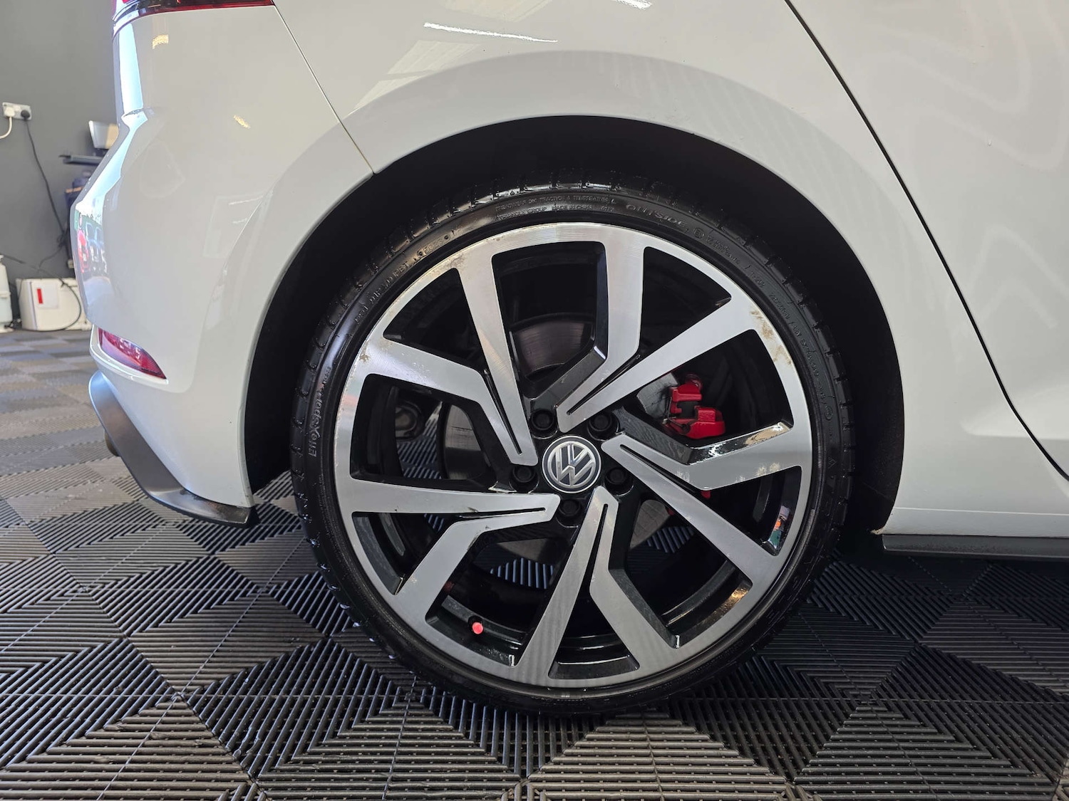 Used Volkswagen Golf 2018 for sale - 76331508: Photo 28