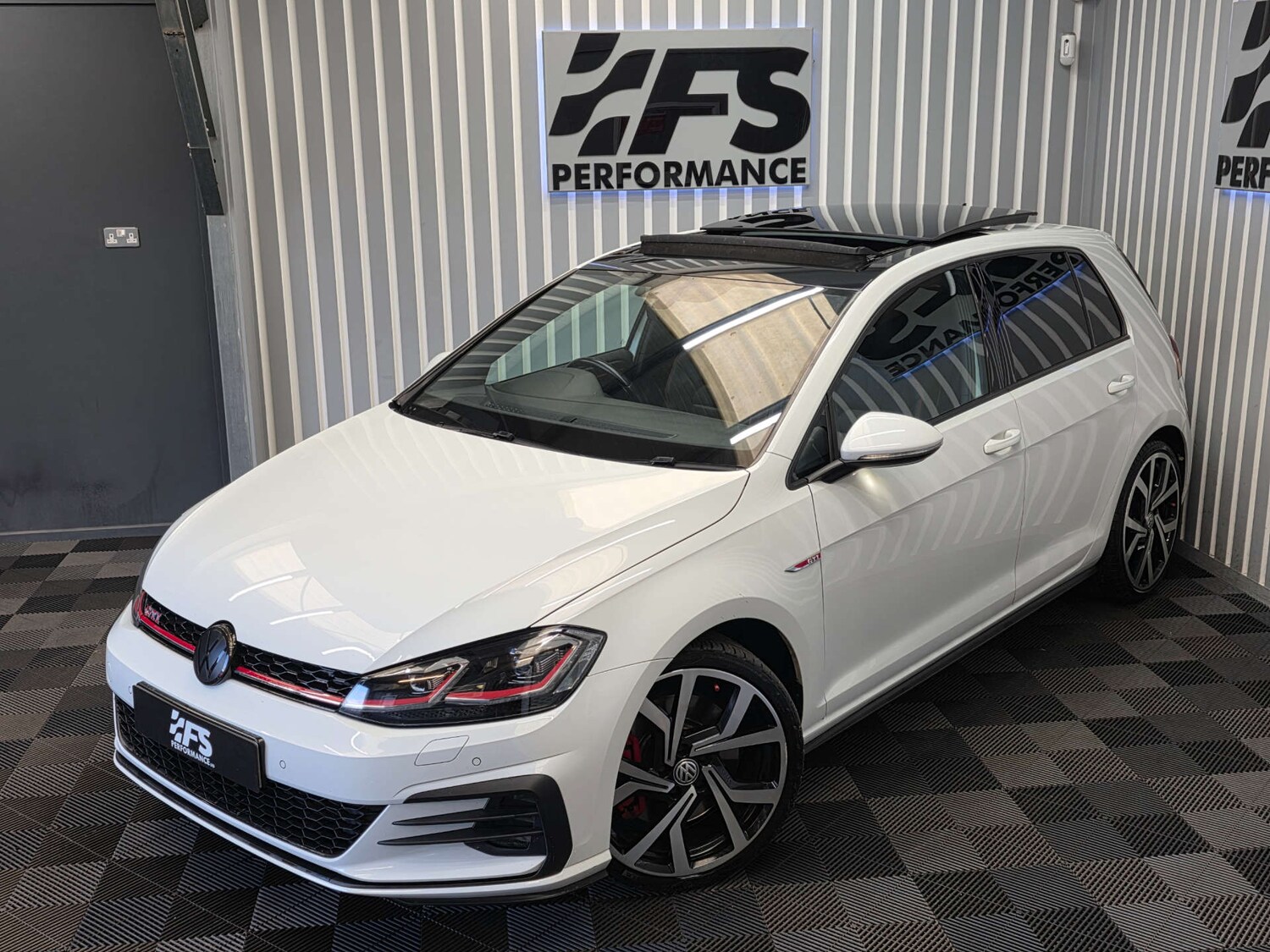 Used Volkswagen Golf 2018 for sale - 76331508: Photo 39