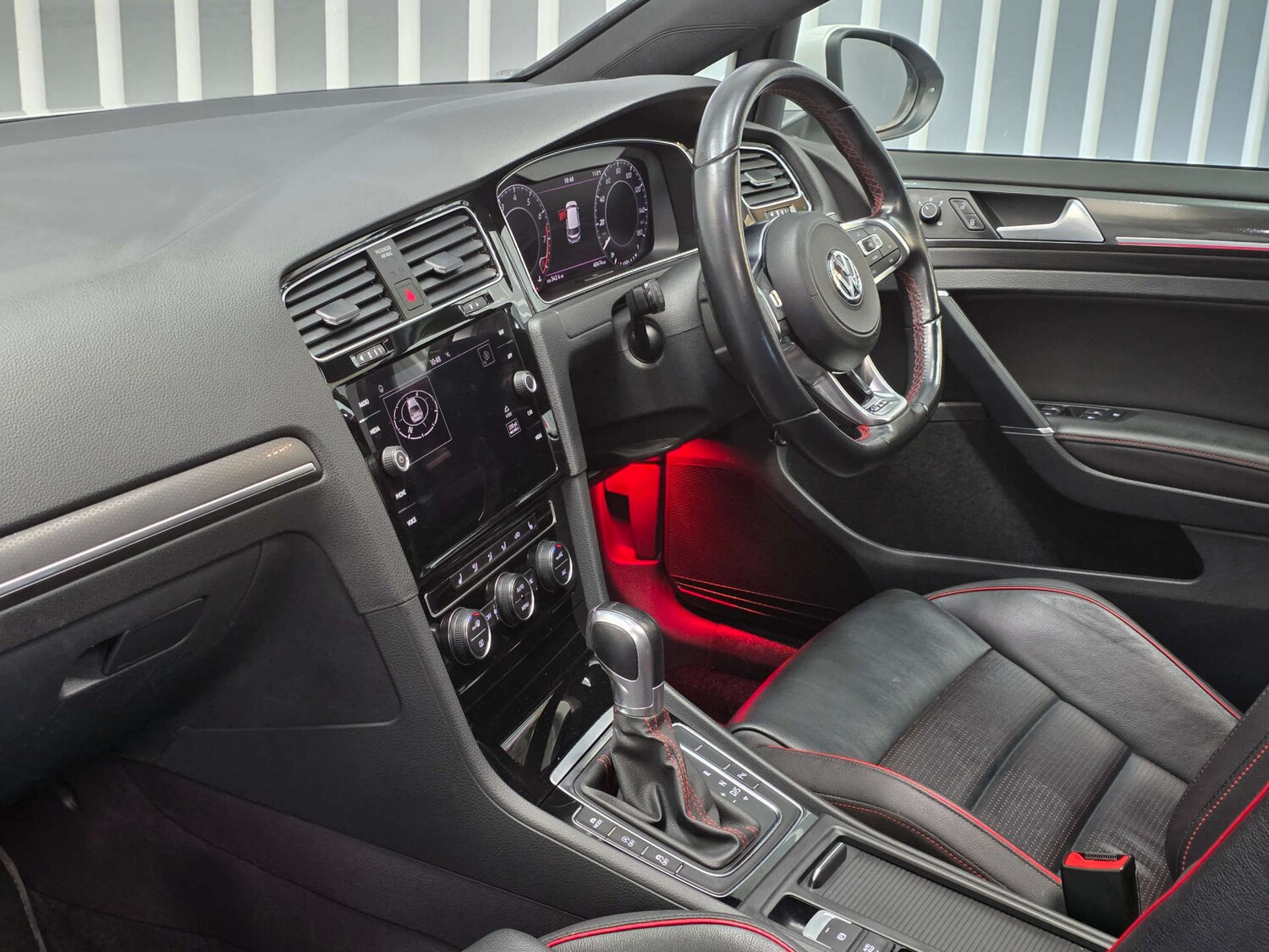 Used Volkswagen Golf 2018 for sale - 76331508: Photo 44