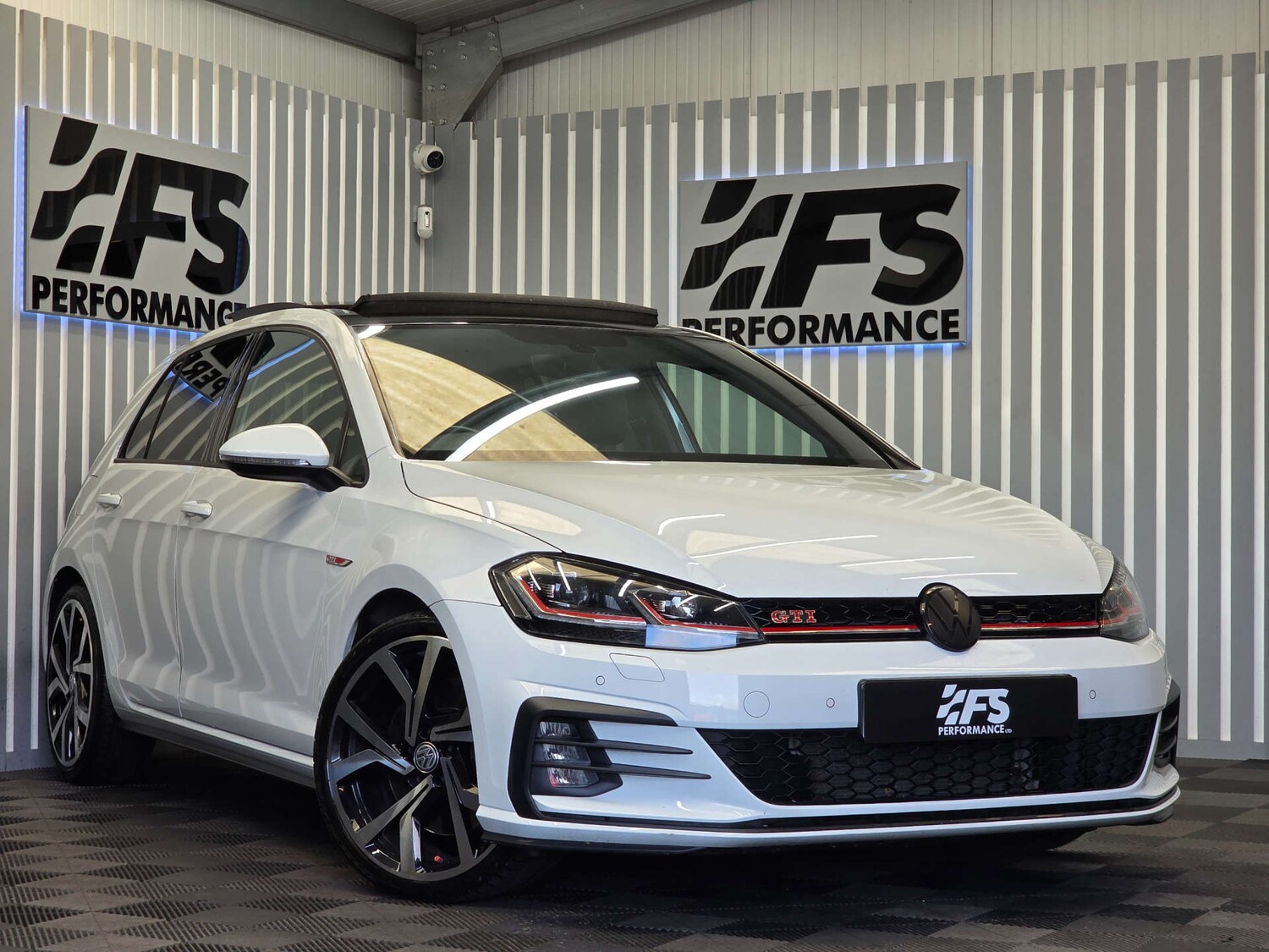 Used Volkswagen Golf 2018 for sale - 76331508: Photo 46