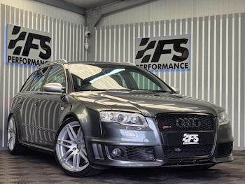 Audi - RS4 Avant