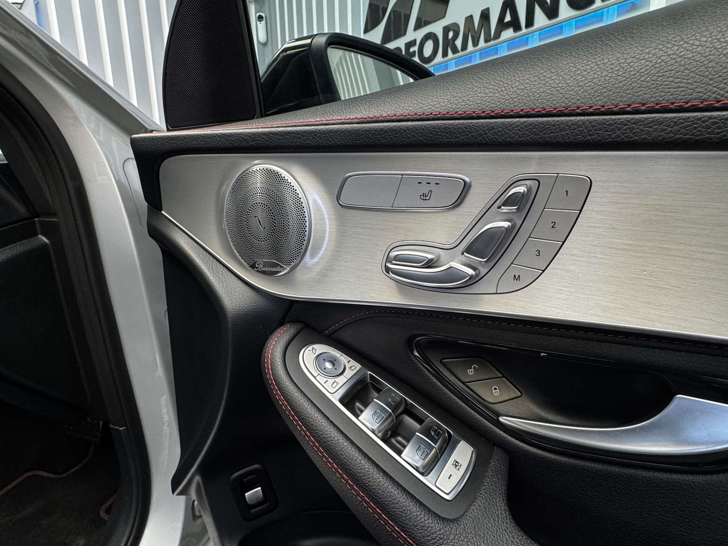 Used Mercedes-Benz GLC 2019 for sale - 78213108: Photo 10