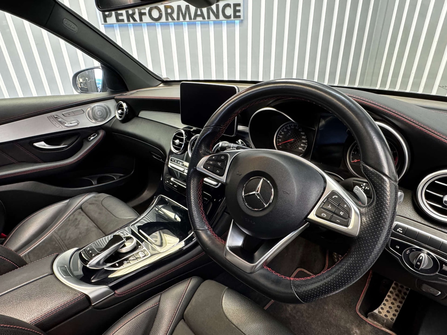 Used Mercedes-Benz GLC 2019 for sale - 78213108: Photo 23