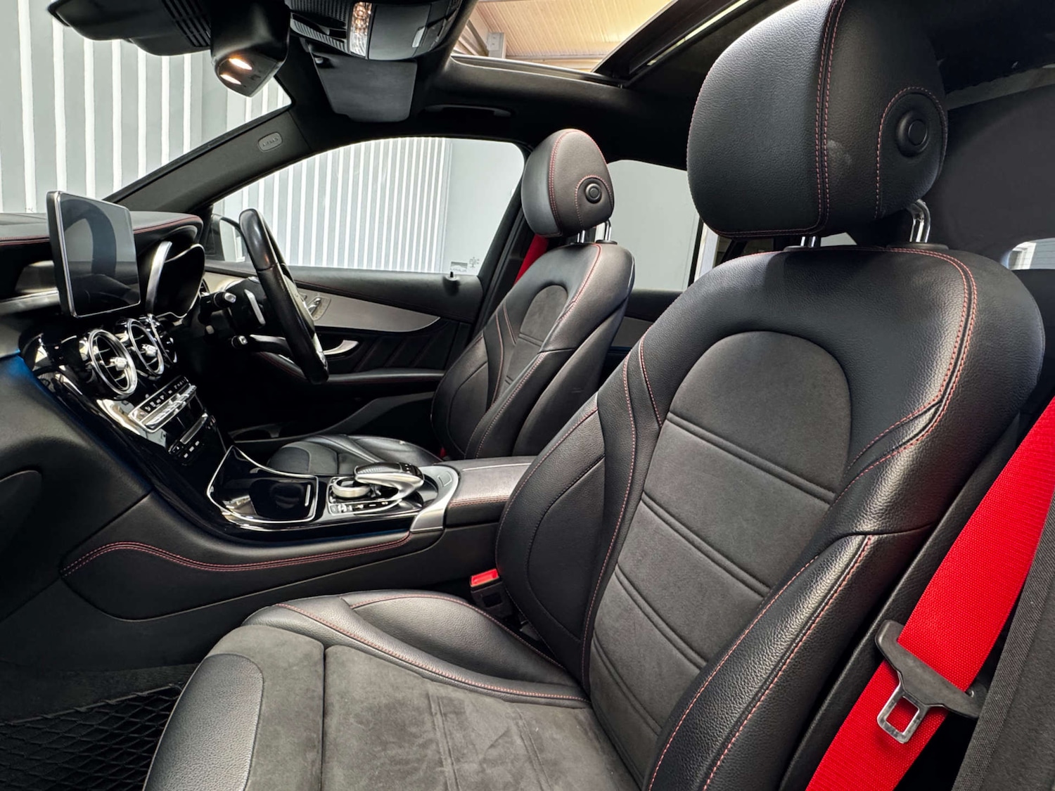 Used Mercedes-Benz GLC 2019 for sale - 78213108: Photo 8