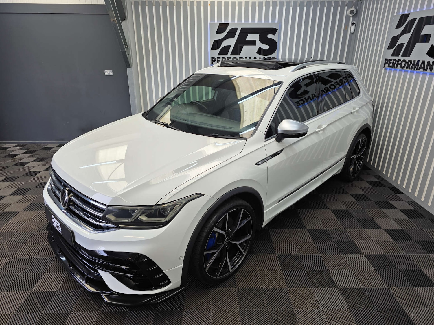 Used Volkswagen Tiguan 2023 for sale - 77809765: Photo 16