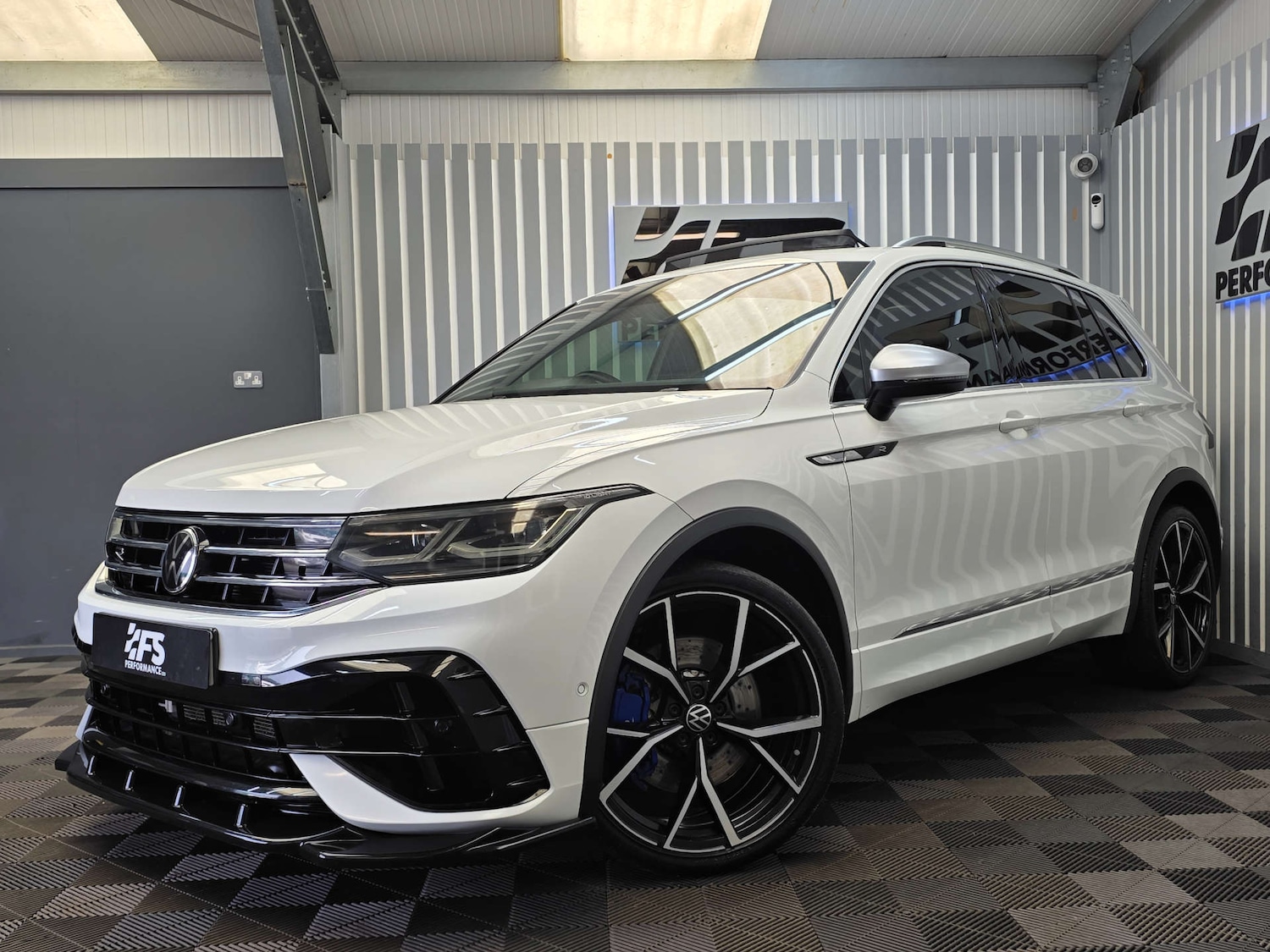 Used Volkswagen Tiguan 2023 for sale - 77809765: Photo 3