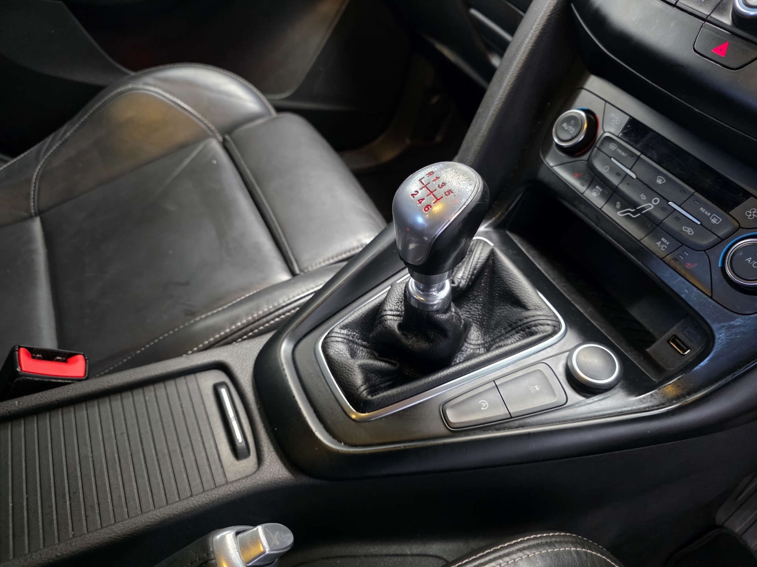 Used Ford Focus 2017 for sale - 77022456: Photo 12