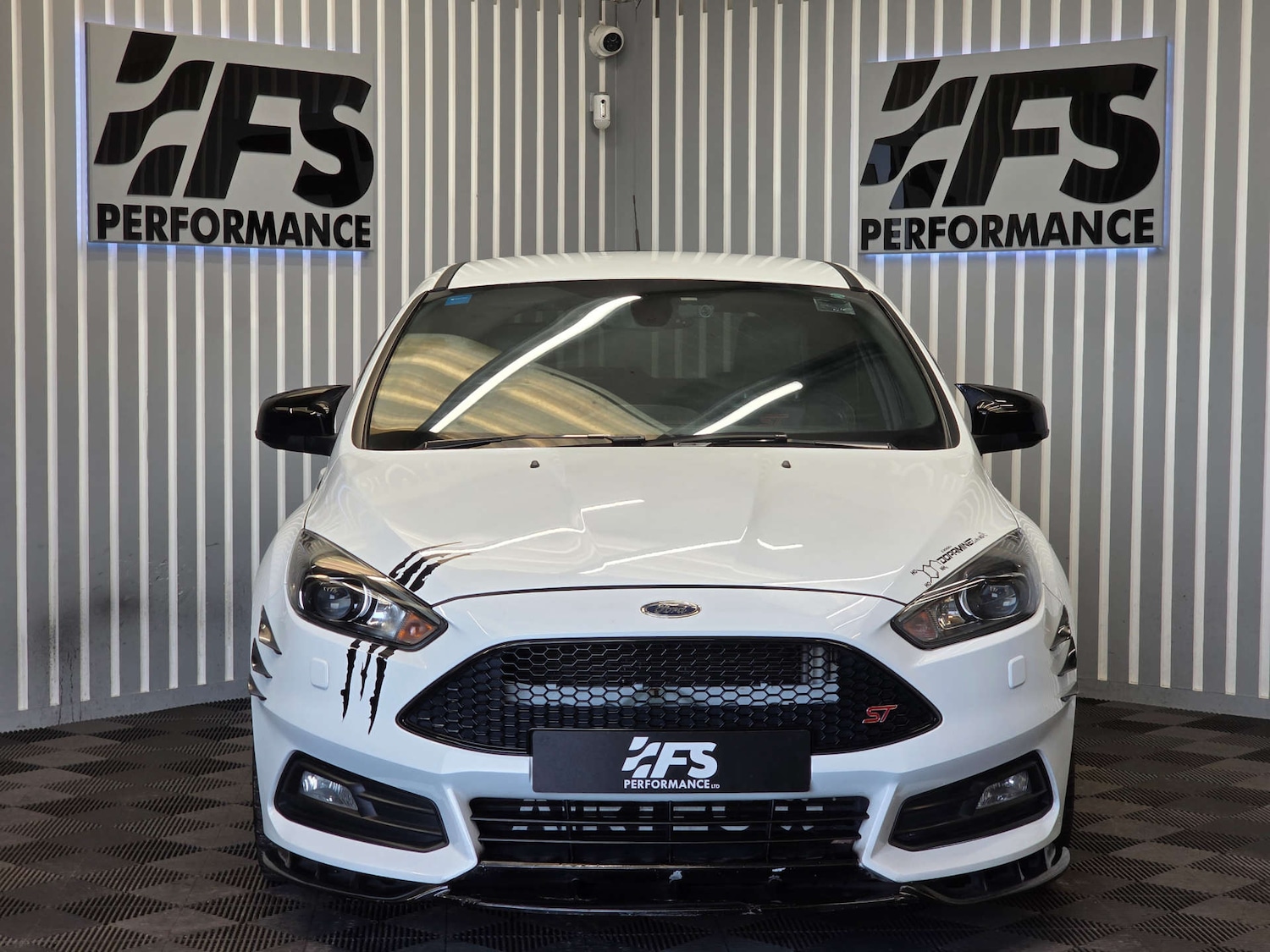 Used Ford Focus 2017 for sale - 77022456: Photo 3