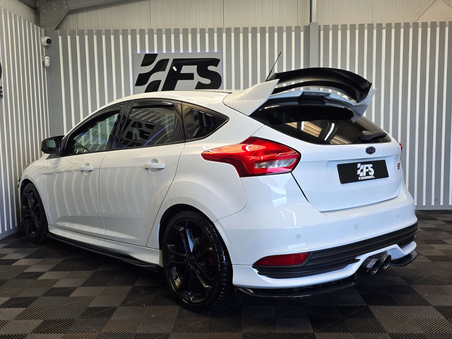 Used Ford Focus 2017 for sale - 77022456: Photo 5