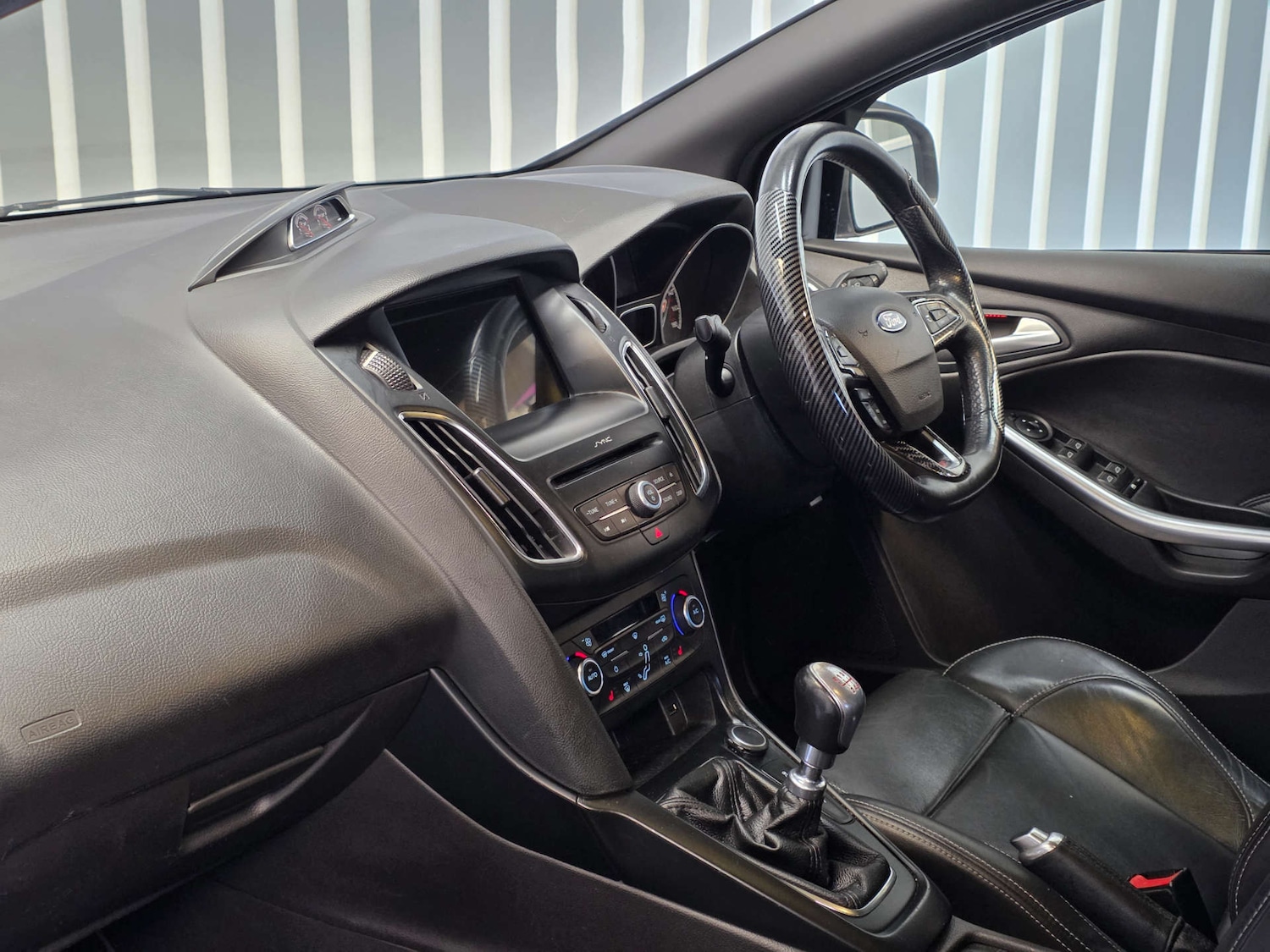 Used Ford Focus 2017 for sale - 77022456: Photo 9