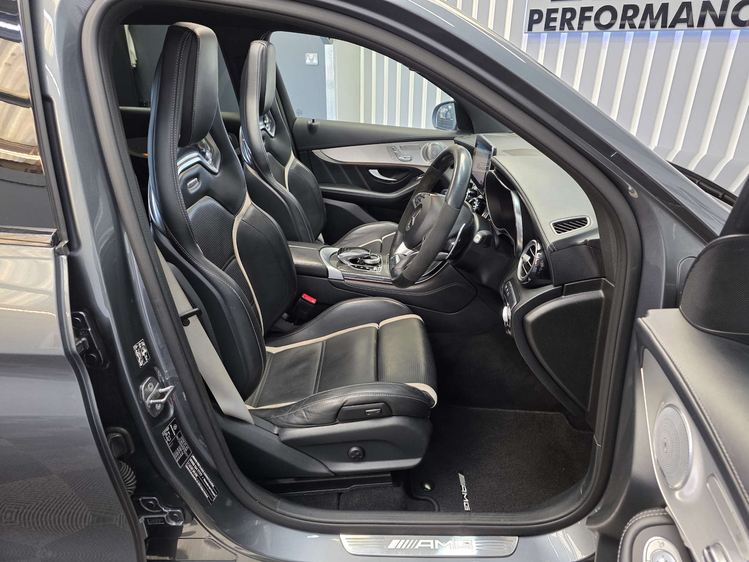 Used Mercedes-Benz GLC 2018 for sale - 76437897: Photo 20